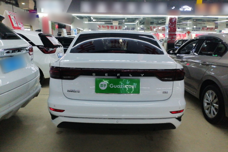 吉利汽车 帝豪 2023款 第4代冠军版 1.5L CVT旗舰型车身外观6