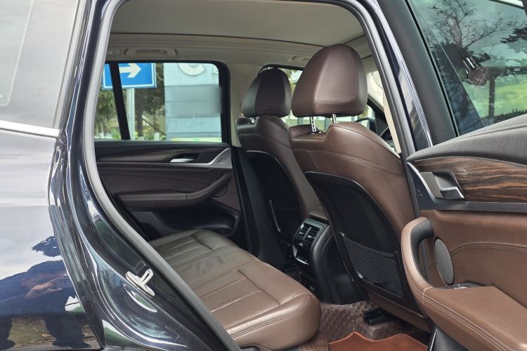 宝马X3 2020款  xDrive28i M运动套装中控内饰7007