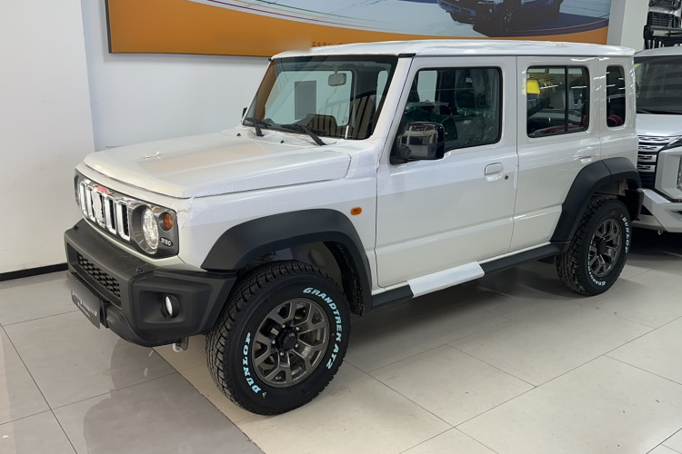 铃木 吉姆尼 五门自动挡顶配GLX车身外观1