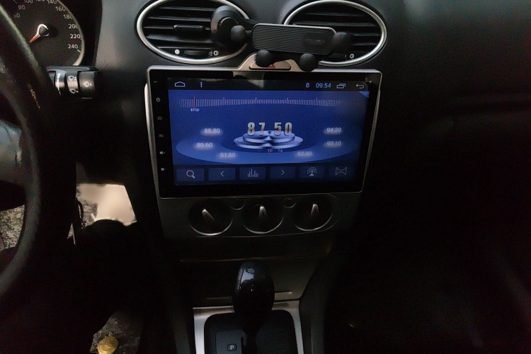 福特 福克斯 2013款 两厢经典 1.8L 自动基本型局部细节16