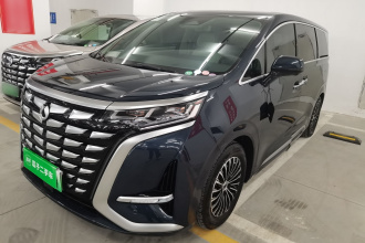 腾势D9 2024款 DM-i 980 四驱尊荣型