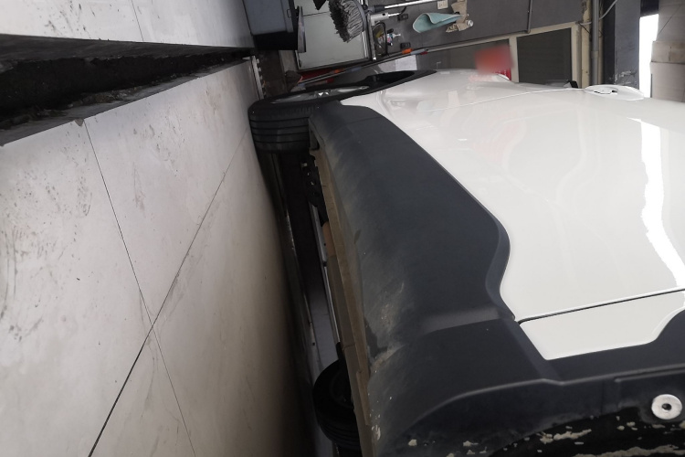 丰田 卡罗拉锐放 2023款 2.0L 先锋版局部细节9001