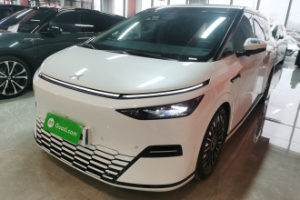 小鹏X9 2025款 740超长续航 Max