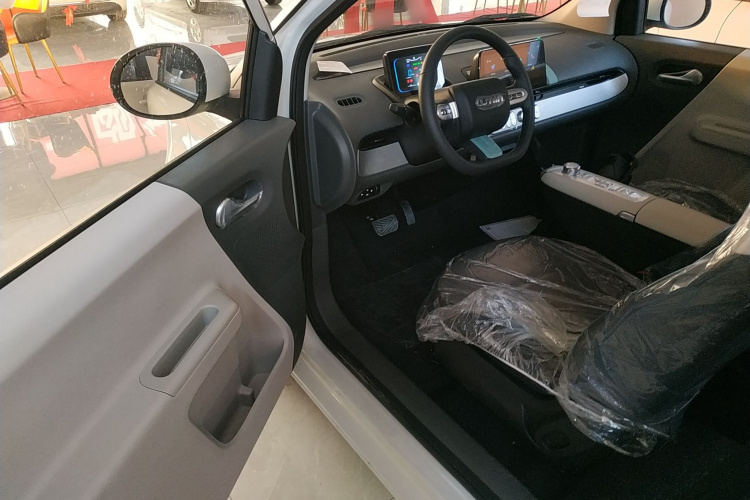 长安启源 长安Lumin 2025款 205km 香沁款中控内饰20