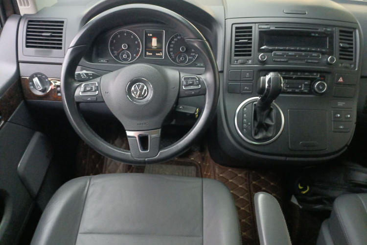 大众 迈特威 2012款 2.0TSI 两驱豪华版中控内饰13