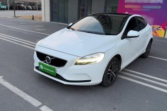 沃尔沃V40 2018款 T3 智逸版