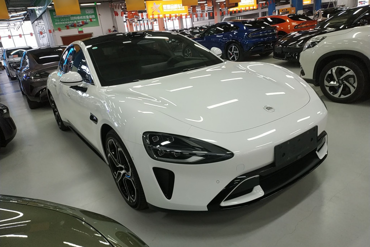 小米汽车 小米SU7 2024款 后驱超长续航高阶智驾Pro版车身外观3