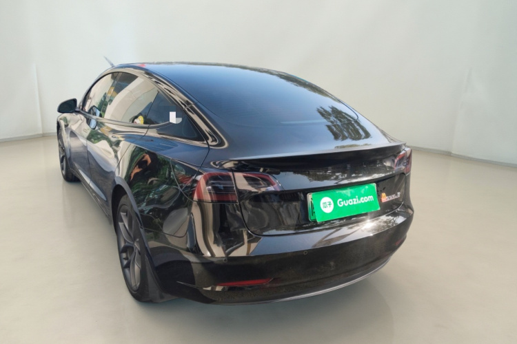 特斯拉 Model 3 2022款 Performance高性能全轮驱动版车身外观5