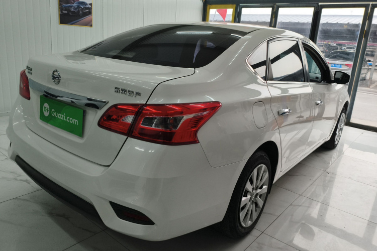 日产 轩逸 2021款 经典 1.6XE CVT舒适版车身外观7