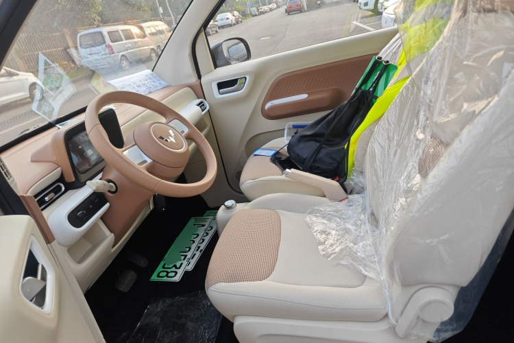 五菱汽车 宏光MINIEV 2024款 第三代 215km 青春版中控内饰19