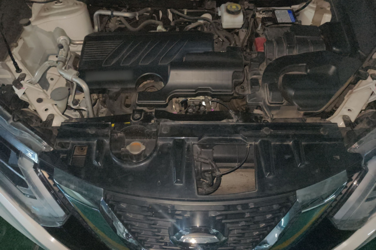 日产 奇骏 2019款 2.0L CVT智联舒适版 2WD局部细节24