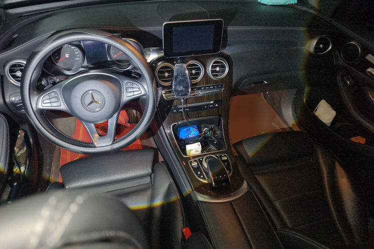 奔驰GLC 2018款 GLC 260 4MATIC 豪华型中控内饰12