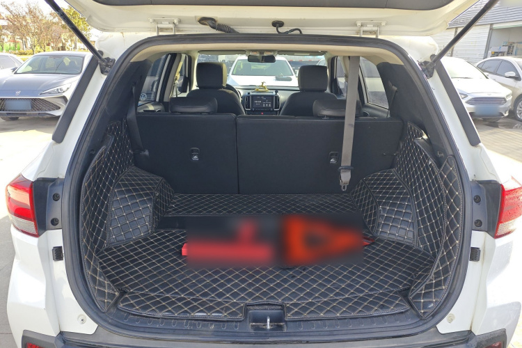 北京现代ix35 2020款 2.0L 自动两驱智勇·畅享版机舱底盘23