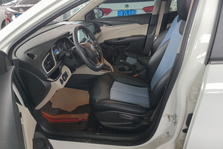 别克 英朗 2016款 15N 自动进取型局部细节19