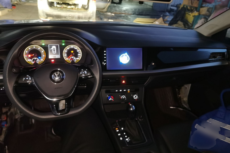 大众 朗逸 2018款 1.5L 自动舒适版 国V中控内饰12