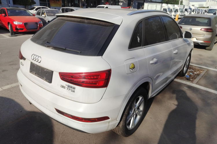 奥迪Q3 2018款 30周年年型 35 TFSI 时尚型车身外观7