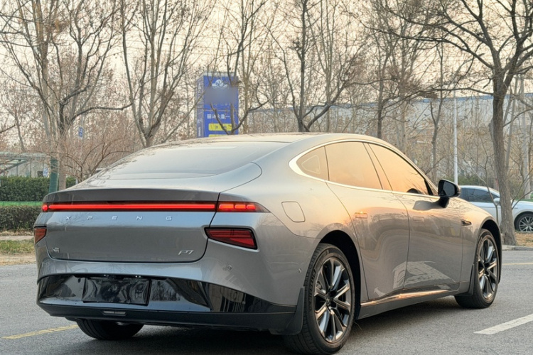 小鹏P7 2020款 586E车身外观6005