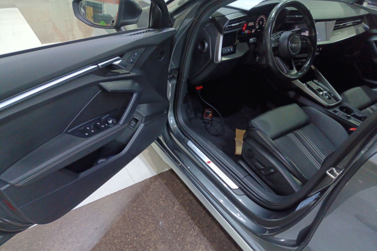 奥迪A3 2021款 Sportback 35 TFSI 时尚运动型中控内饰7003