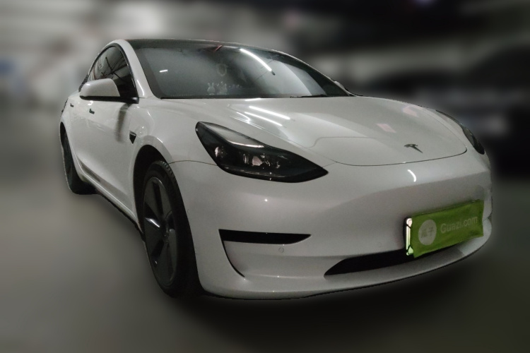 特斯拉 Model 3 2022款 后轮驱动版车身外观3