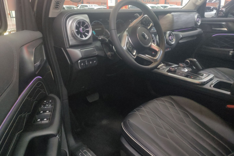 坦克300 2024款 2.0T 挑战者中控内饰19