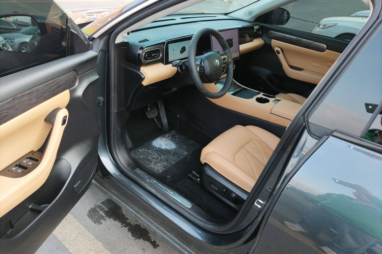 零跑汽车 零跑C11 2024款 增程 300尊享版中控内饰20