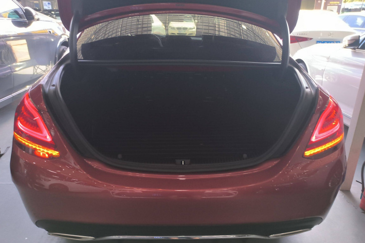 奔驰C级 2020款 C 200 L 时尚型运动版局部细节23