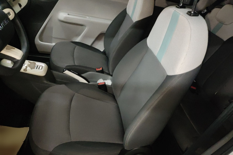 长安启源 长安Lumin 2022款 155km 清甜款中控内饰19