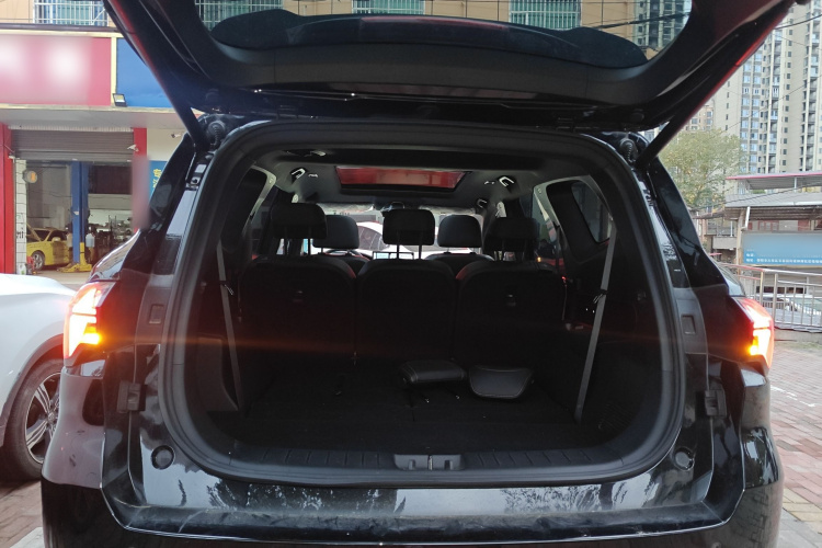 吉利汽车 豪越L 2023款 2.0T DCT尊贵型机舱底盘23