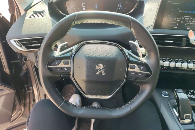 标致4008 2017款 380THP 豪华版局部细节13