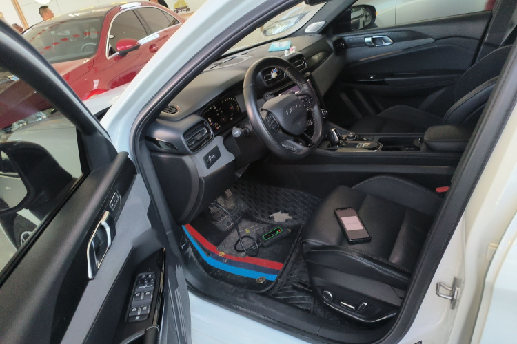 领克03 2022款 1.5TD DCT劲Pro中控内饰20