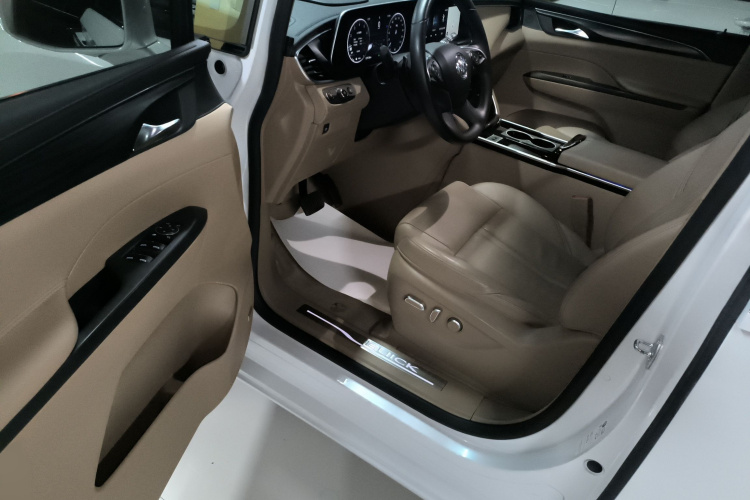 别克GL8 2020款 ES陆尊 653T 旗舰型中控内饰7002