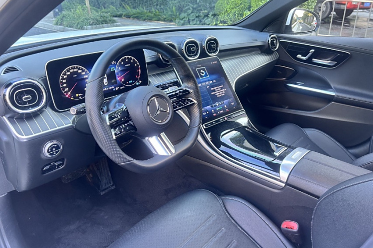 奔驰C级 2022款 改款 C 200 L 运动版中控内饰7005