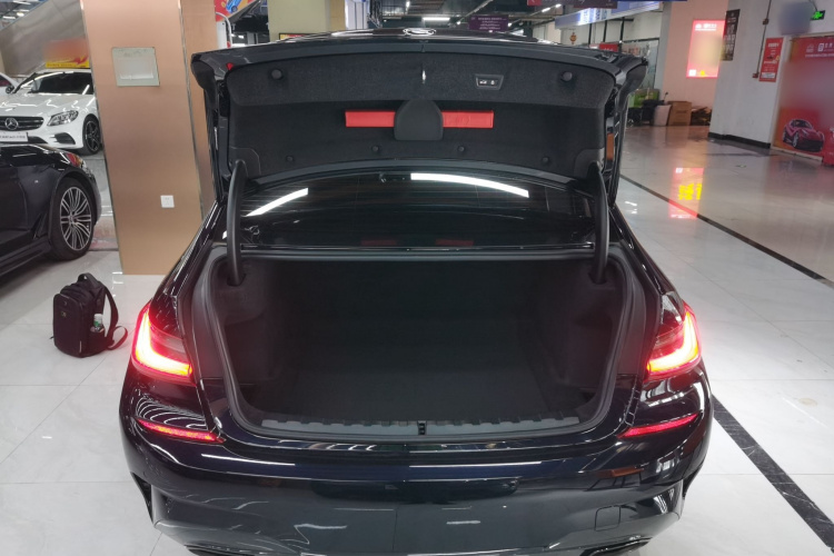 宝马3系 2022款 改款 325Li M运动曜夜套装局部细节23