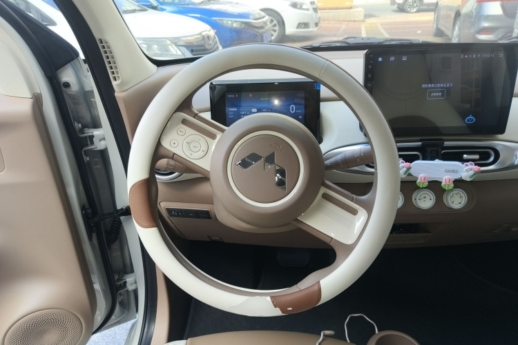 五菱汽车 宏光MINIEV 2025款 四门版 进阶款中控内饰13