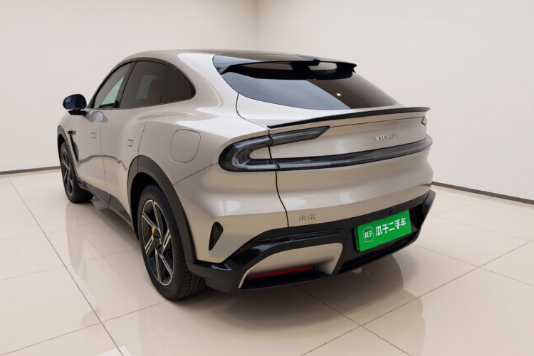 小米汽车 小米YU7 2025款 超长续航高性能四驱Max版车身外观5