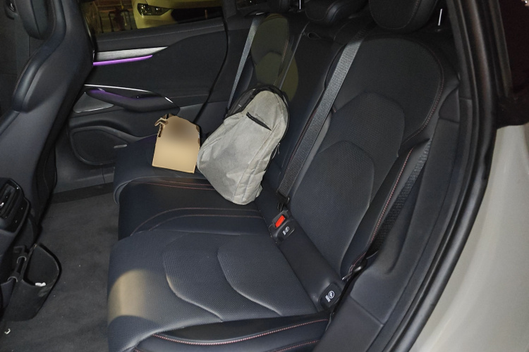 小米汽车 小米SU7 2024款 四驱超长续航高阶智驾Max版中控内饰21