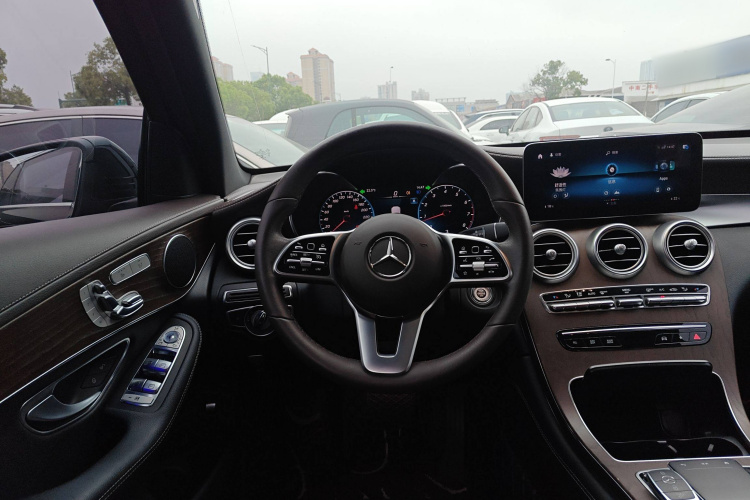 奔驰GLC 2022款 改款 GLC 260 L 4MATIC 豪华型中控内饰13