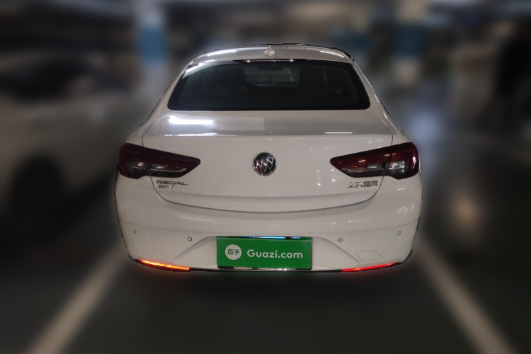 别克 君威 2019款 20T 精英型 国VI车身外观6