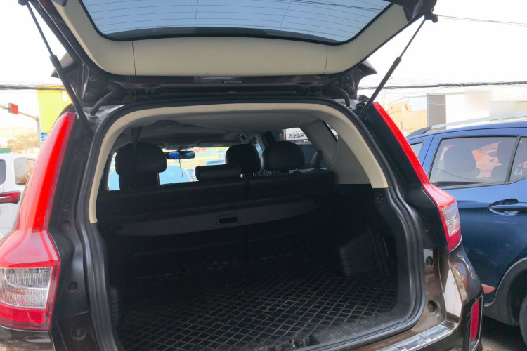 吉利汽车 远景X6 2016款 1.3T CVT旗舰型机舱底盘23