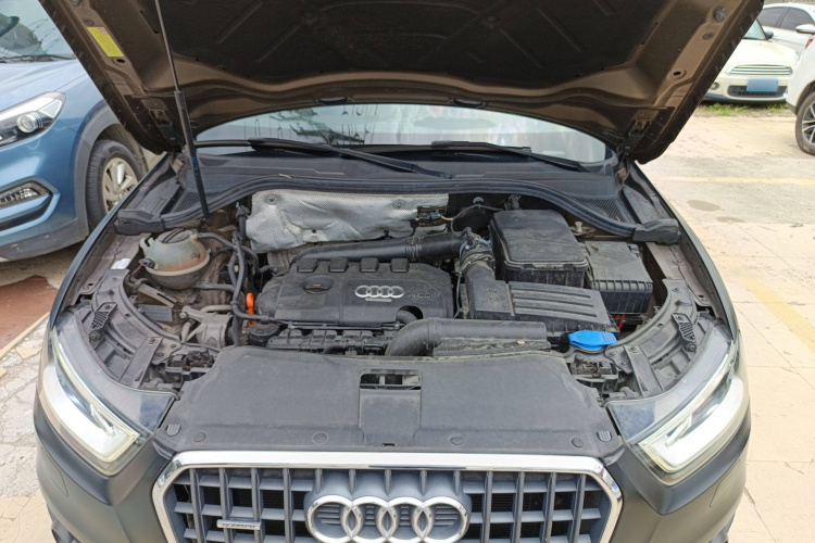 奥迪Q3 2013款 35 TFSI quattro 技术型局部细节24
