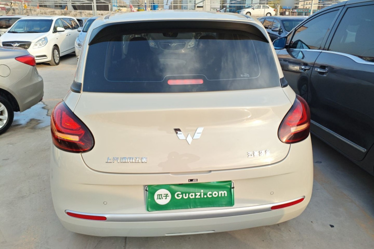 五菱汽车 五菱缤果 2025款 203km 轻享款车身外观6