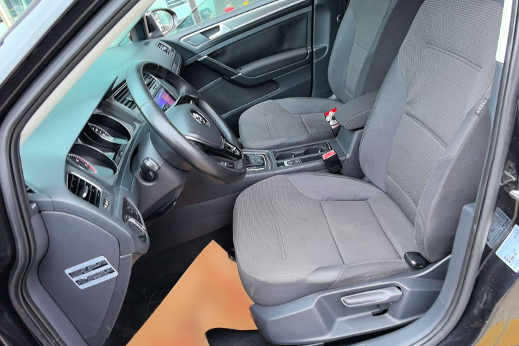 大众 高尔夫 2015款 1.6L 自动舒适型中控内饰7007