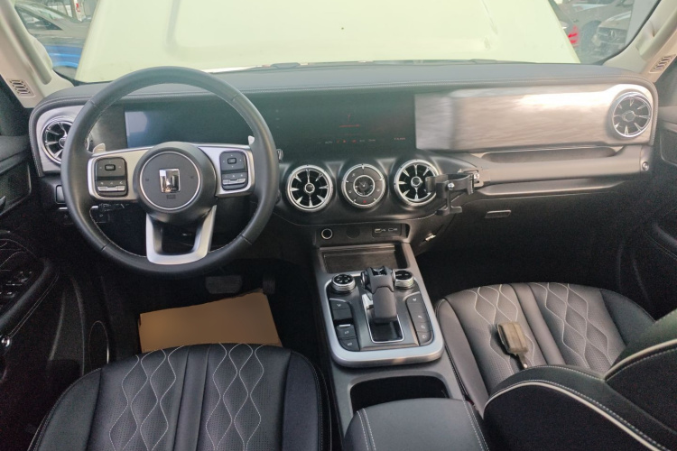 坦克300 2021款 城市版 2.0T 很有型中控内饰7002