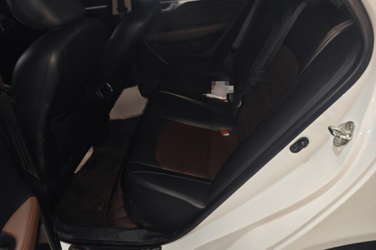 吉利汽车 远景 2018款 1.5L 自动尊贵型中控内饰21