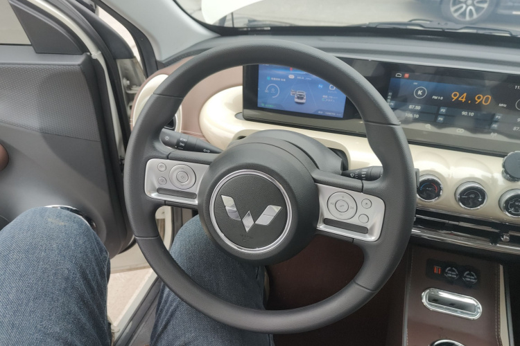 五菱汽车 五菱缤果 2023款 203km 舒享款局部细节13