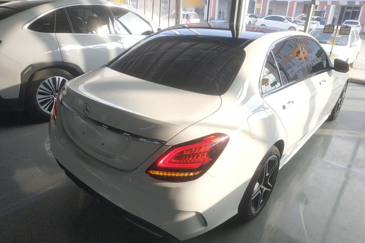 奔驰C级 2021款 C 260 L 运动星耀臻藏版车身外观7