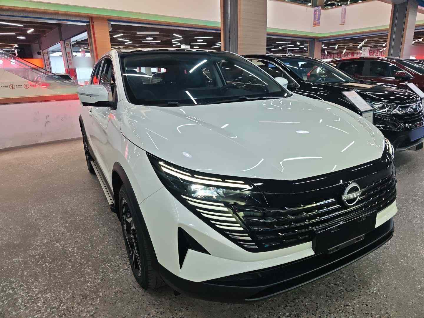 日产 逍客 2025款 荣誉 2.0L CVT XV+领先版(5)
