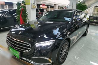 奔驰E级 2022款 E 260 L
