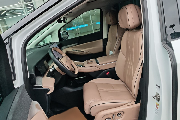 小鹏X9 2024款 702超长续航Max局部细节19