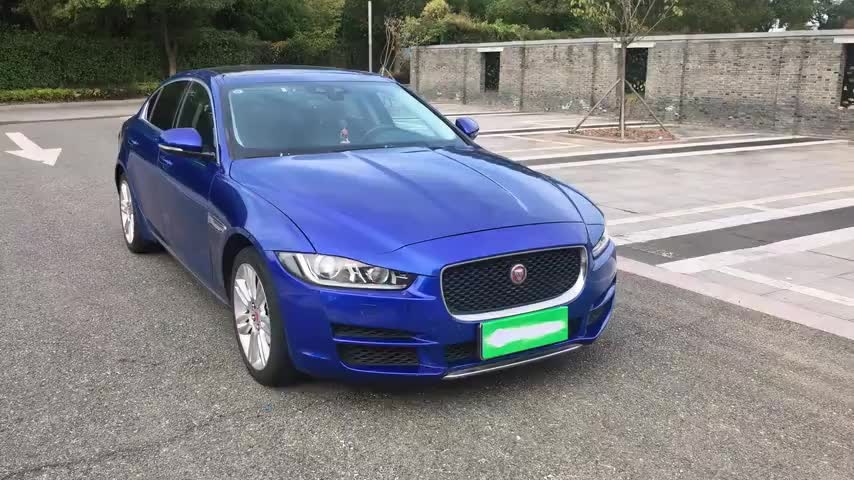 捷豹XEL 2019款 2.0T 200PS 尊享版实拍1